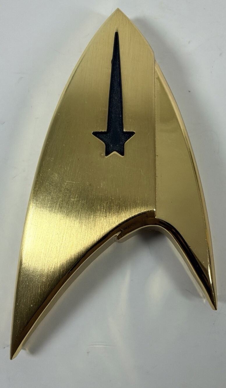 QMx 2017 Star Trek Discovery Magnetic Starfleet Division Badge Set Command